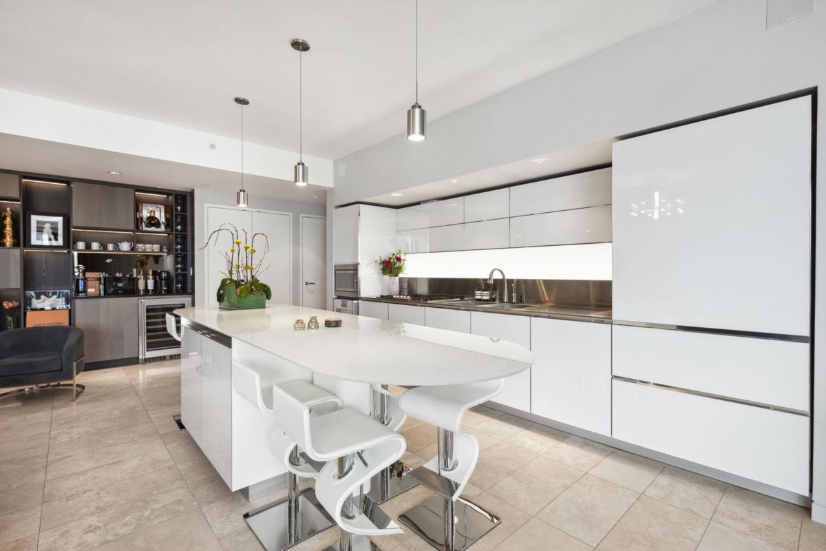 Primary Bathroom Photo of 3006 838 W Hastings Street, Vancouver, BC