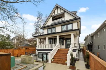 1125 E 15th Avenue, Vancouver, BC, Vancouver — Townhouse for sale