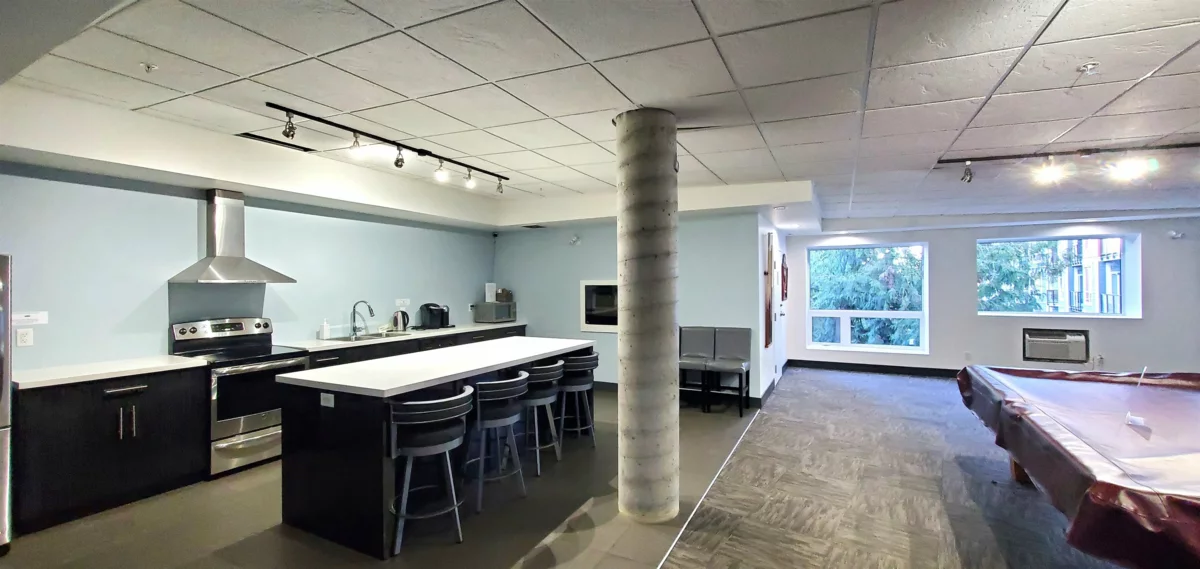 Basement Recreation Room Photo of 409 2242 Whatcom Road, Abbotsford, BC