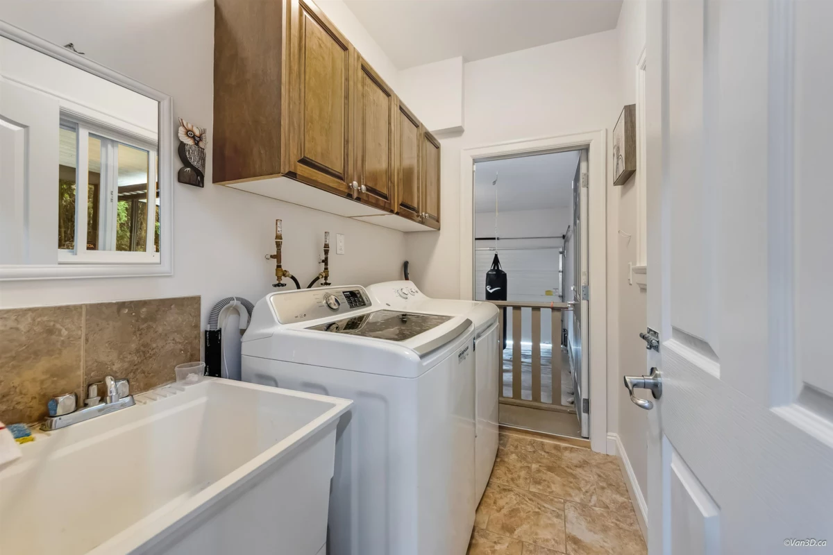 Bedroom 4 Photo of 7506 143c Street, Surrey, BC