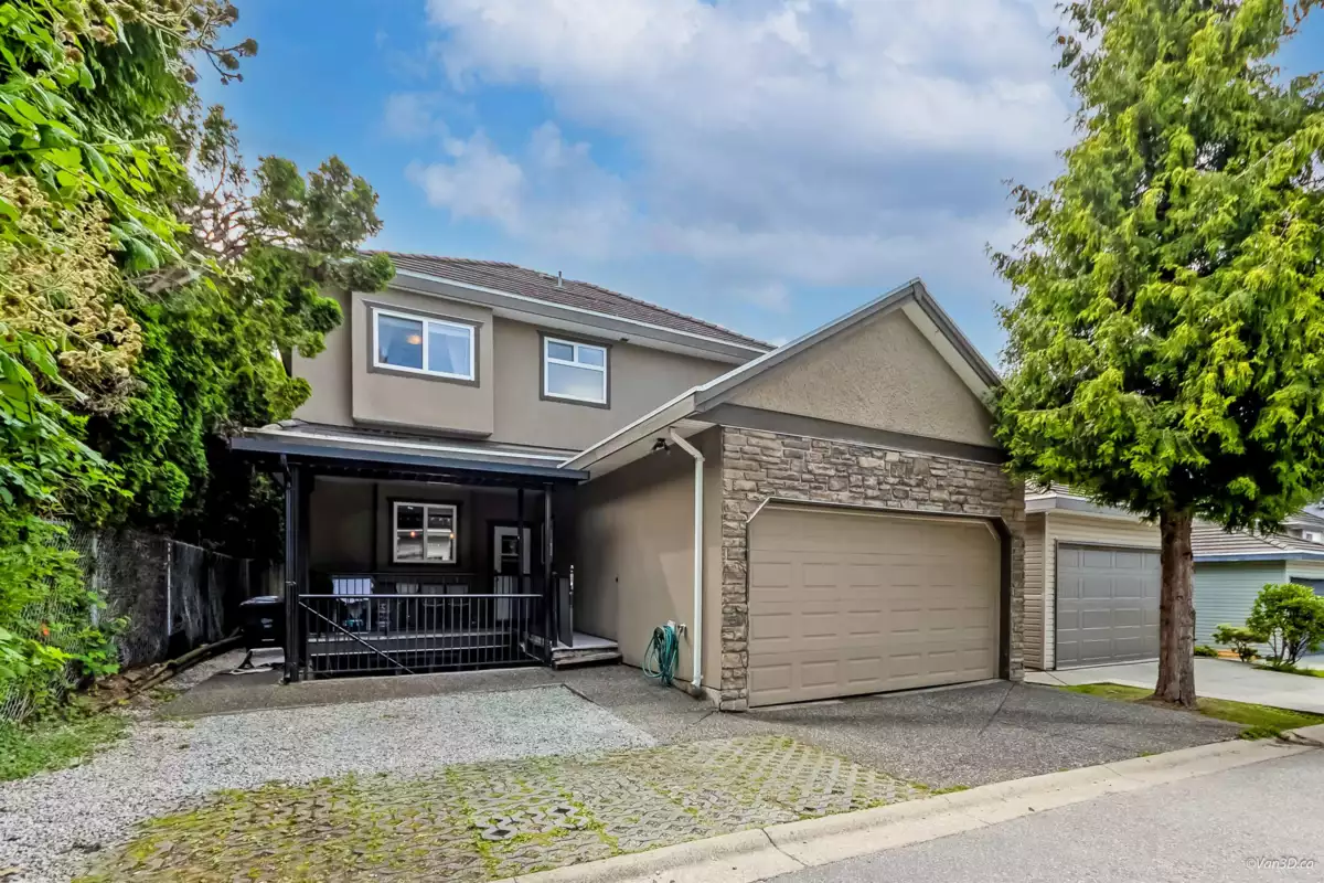 Hot Tub / Spa Photo of 7506 143c Street, Surrey, BC