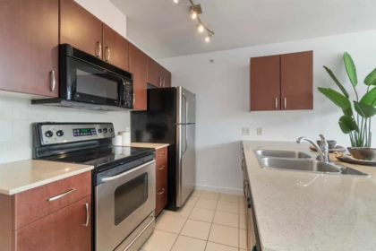 1712 610 Granville Street, Vancouver, BC, Vancouver — Apartment/Condo for sale
