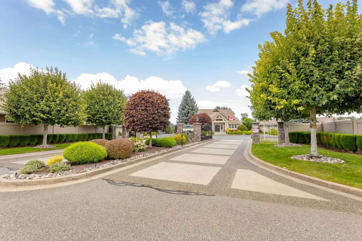 Front Yard Photo of 6000 Hunter Creek Crescent, Chilliwack, BC