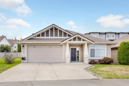 6000 Hunter Creek Crescent, Chilliwack, BC, Chilliwack — Single Family Residence for sale
