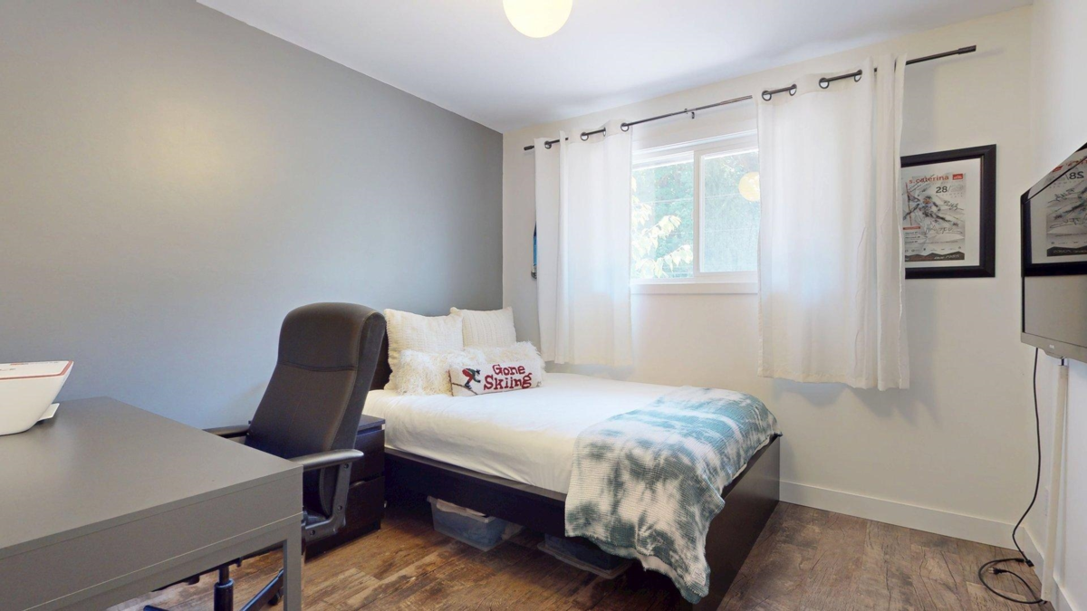 Primary Bathroom Photo of 38549 Westway Avenue, Squamish, BC