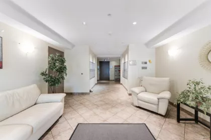 302 2373 Atkins Avenue, Port Coquitlam, BC, Port Coquitlam — Apartment/Condo for sale