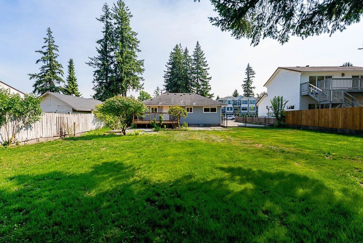 Garage Interior Photo of 1741 Salisbury Avenue, Port Coquitlam, BC