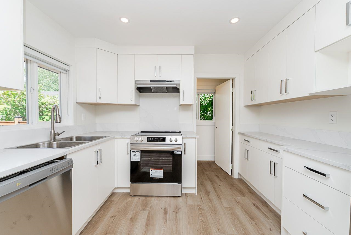 Pantry Photo of 1741 Salisbury Avenue, Port Coquitlam, BC