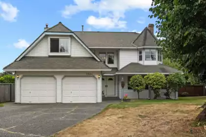 2304 151a Street, Surrey, BC, Surrey — Single Family Residence for sale