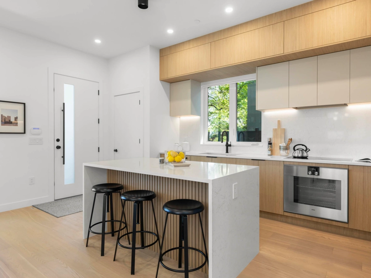 Bedroom 4 Photo of 1 4422 W 6th Avenue, Vancouver, BC