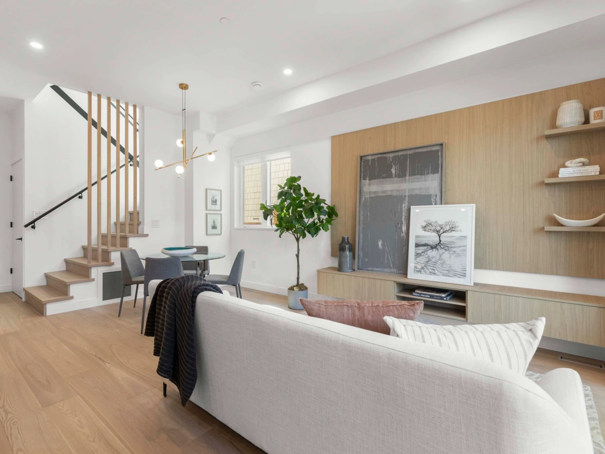 Breakfast Nook Photo of 1 4422 W 6th Avenue, Vancouver, BC