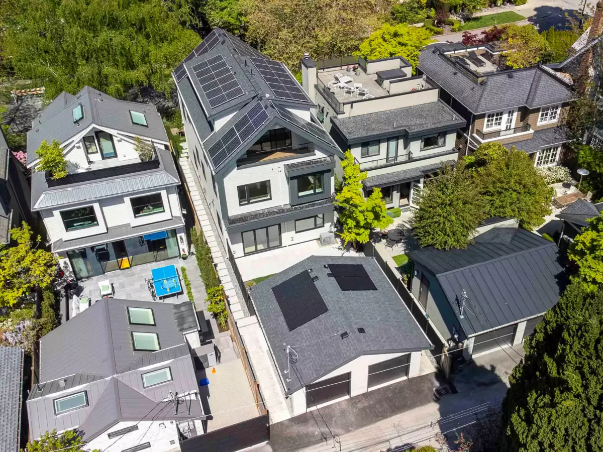 Street View Photo of 1 4422 W 6th Avenue, Vancouver, BC