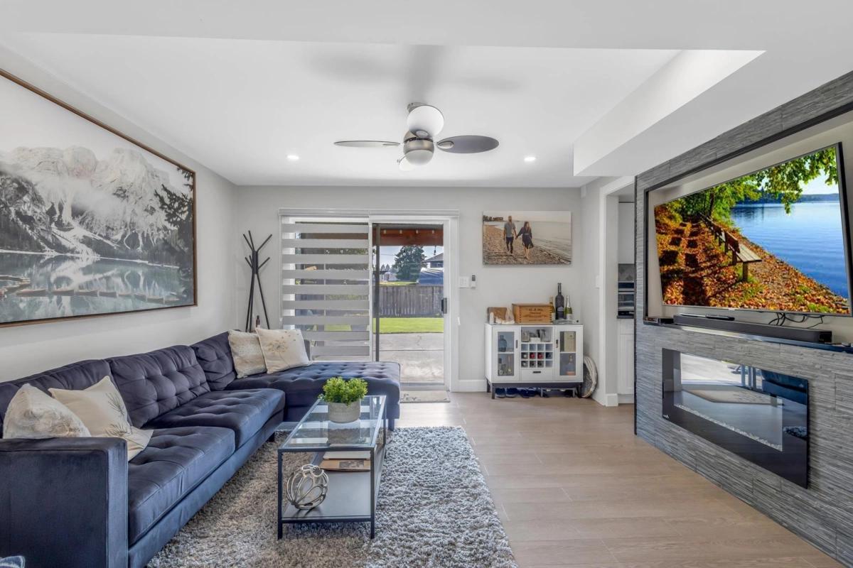 Breakfast Nook Photo of 4908 56 Street, Delta, BC