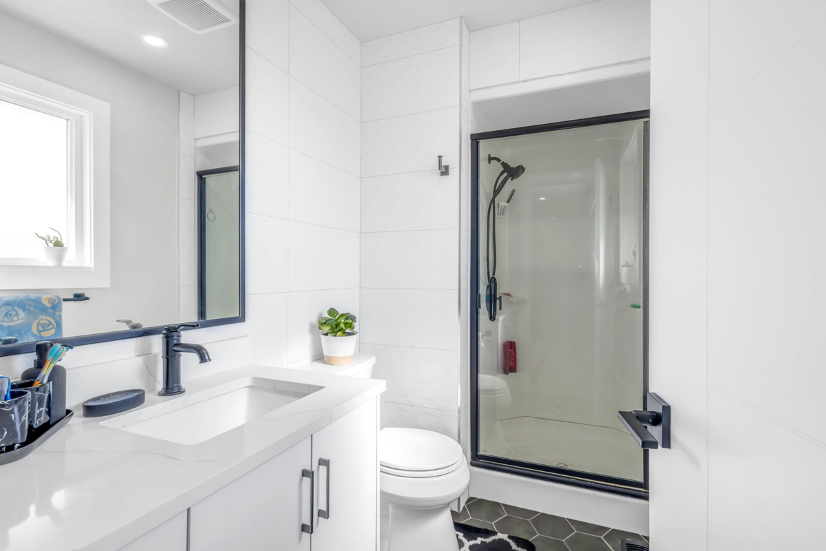 Garden / Landscaping Photo of 4908 56 Street, Delta, BC