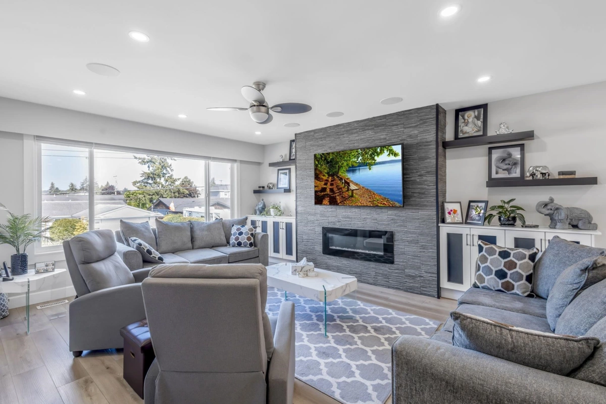 Guest Bathroom Photo of 4908 56 Street, Delta, BC