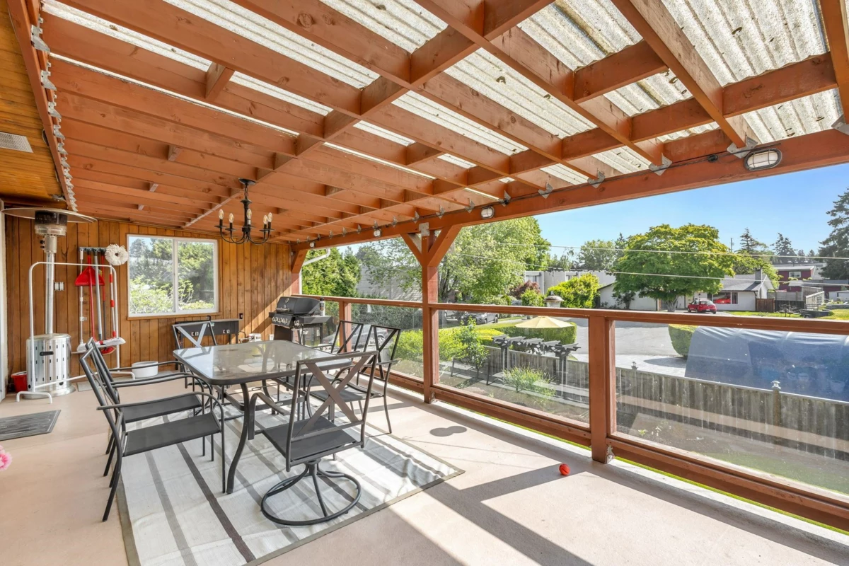 Swimming Pool Photo of 4908 56 Street, Delta, BC