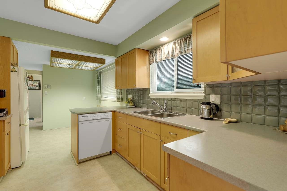 Bedroom 2 Photo of 15115 Eagle Place, Surrey, BC