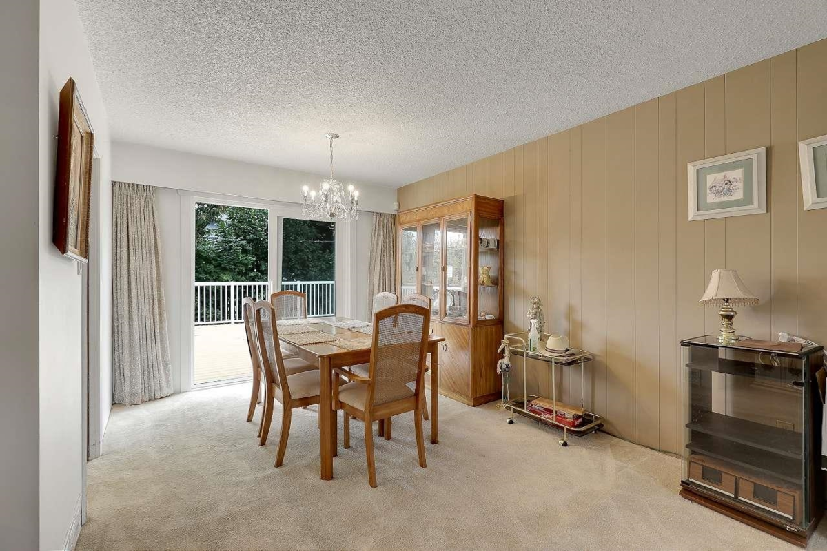Breakfast Nook Photo of 15115 Eagle Place, Surrey, BC