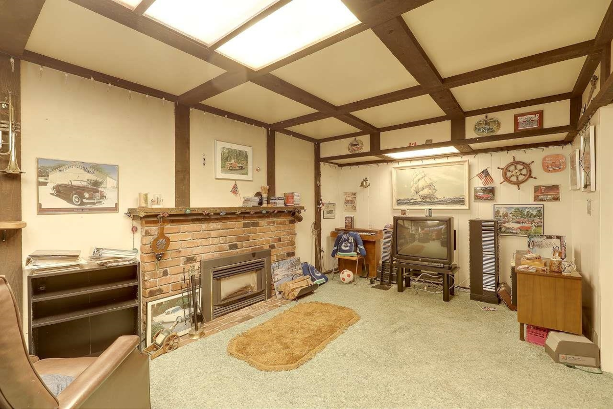 Outdoor Kitchen Photo of 15115 Eagle Place, Surrey, BC