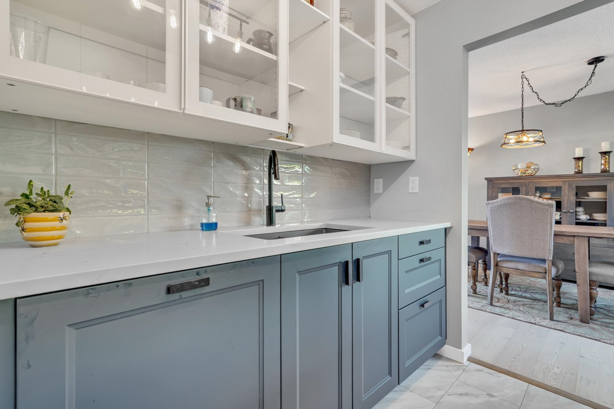 Bedroom 3 Photo of 105 15041 Prospect Avenue, White Rock, BC