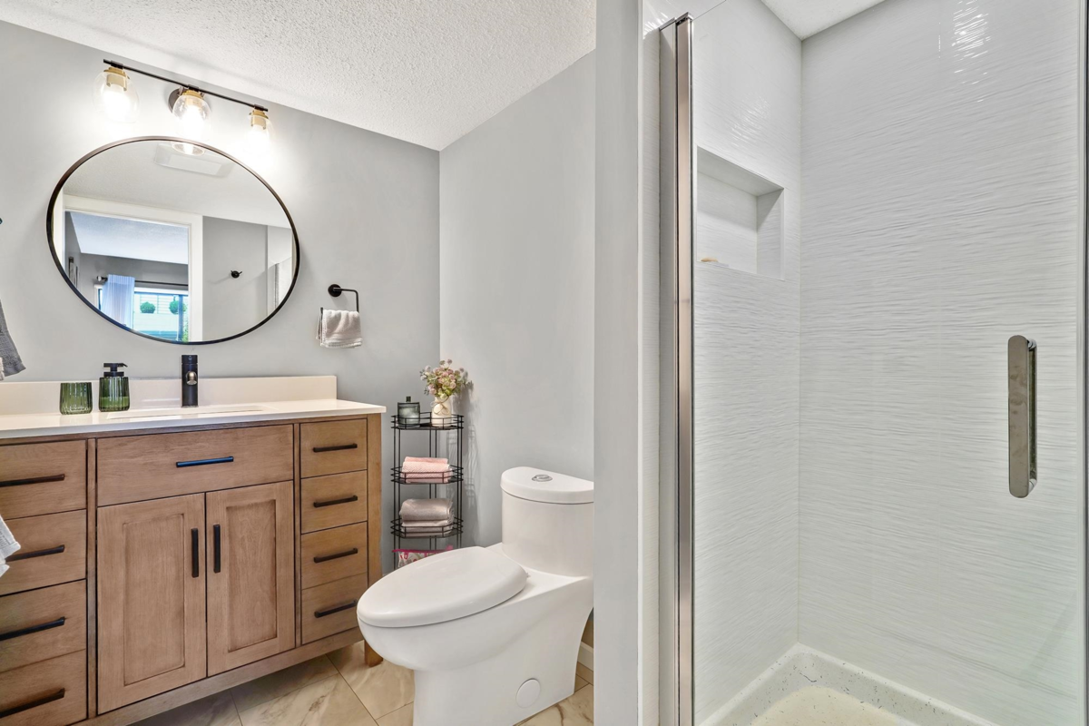 Office / Den Photo of 105 15041 Prospect Avenue, White Rock, BC