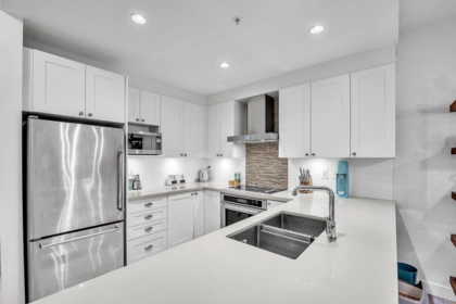 306 3399 Noel Drive, Burnaby, BC