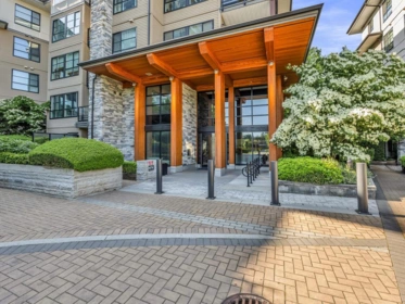 408 1151 Windsor Mews, Coquitlam, BC, Coquitlam — Apartment/Condo for sale