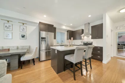 19239 69a Avenue, Surrey, BC, Surrey — Single Family Residence for sale