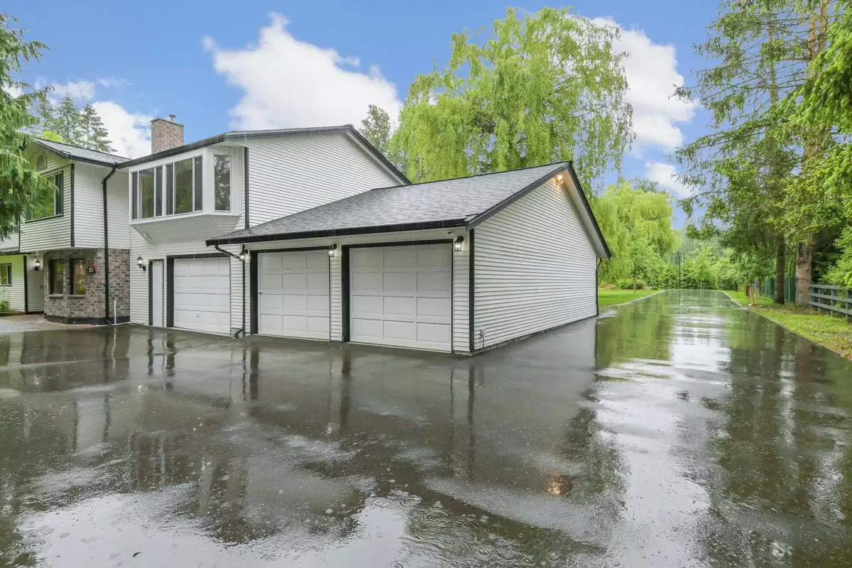 Community Amenities Photo (Clubhouse) of 148 Clovermeadow Crescent, Langley, BC