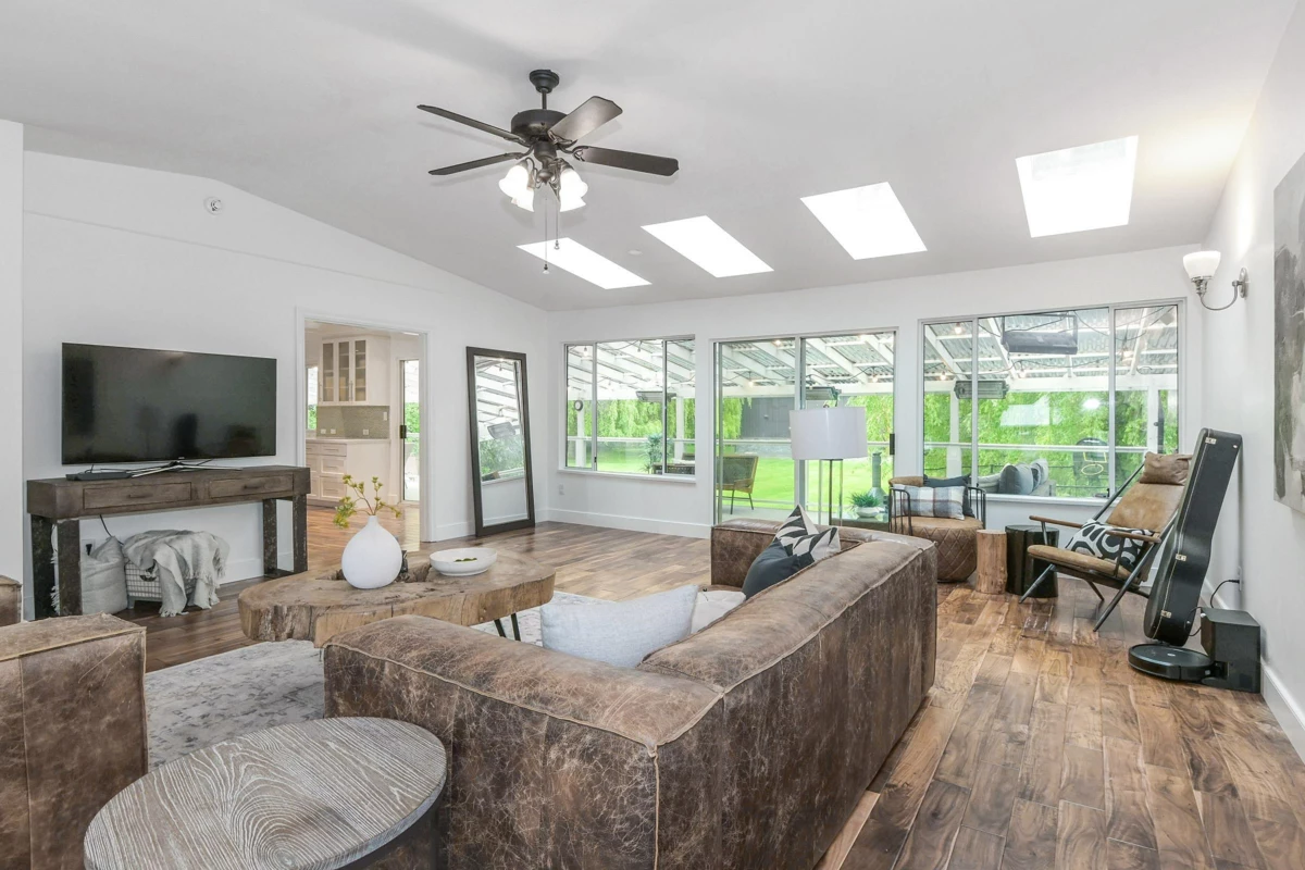 Dining Area Photo of 148 Clovermeadow Crescent, Langley, BC