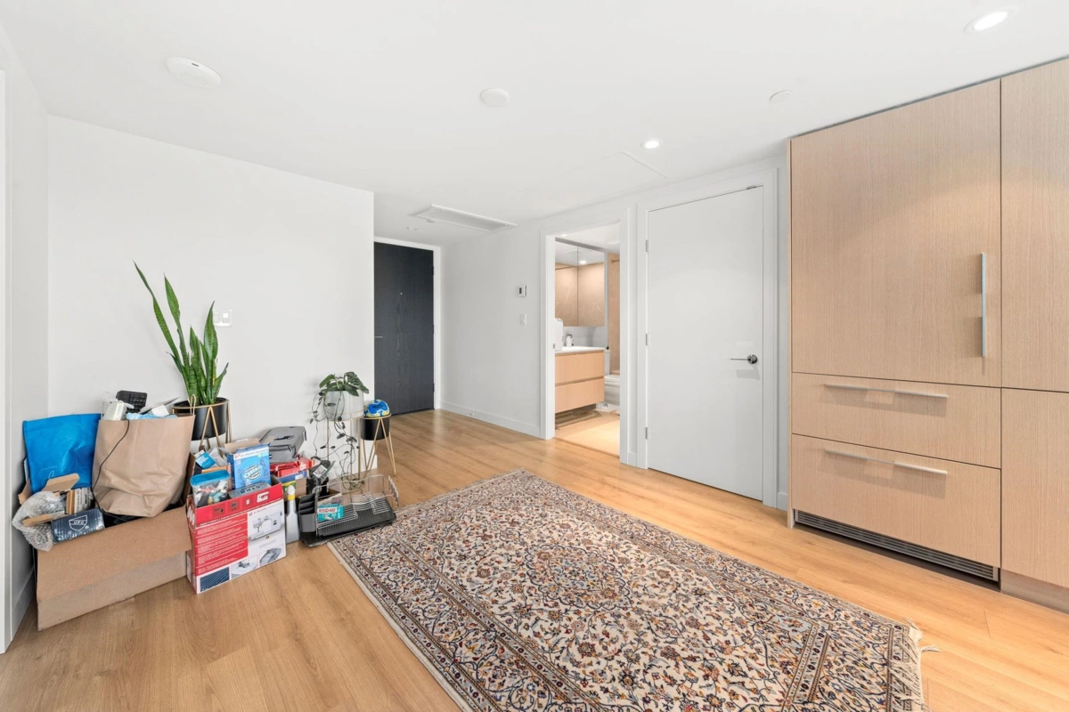 Bedroom 2 Photo of 1401 1500 Fern Street, North Vancouver, BC