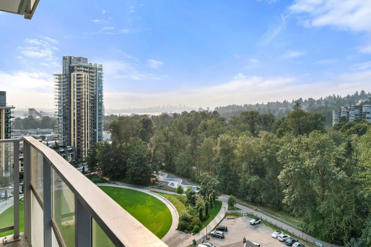 Powder Room Photo of 1401 1500 Fern Street, North Vancouver, BC