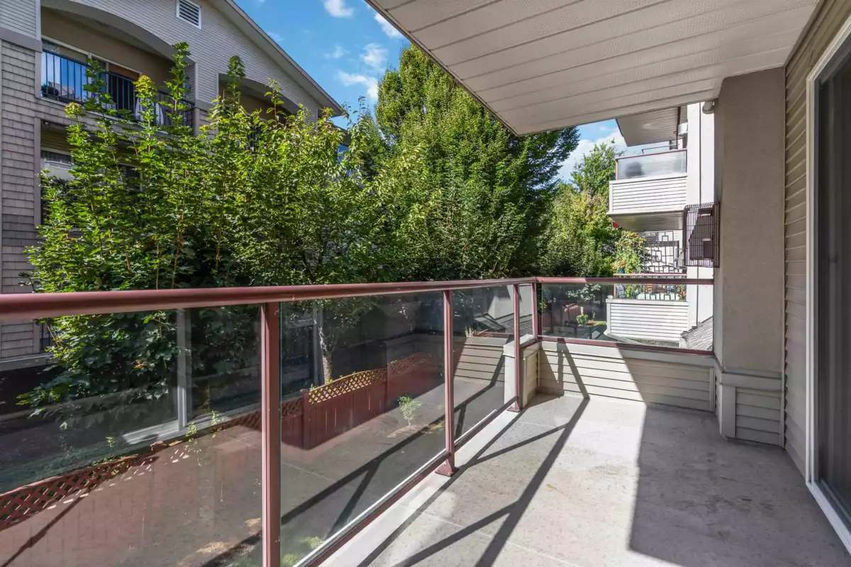 Backyard Photo of 208 45520 Knight Road, Chilliwack, BC