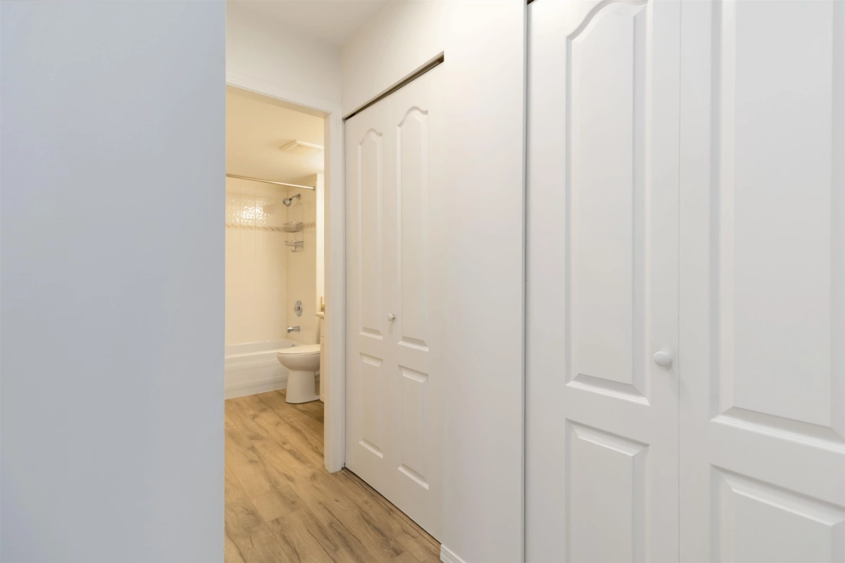 Garage Interior Photo of 208 45520 Knight Road, Chilliwack, BC