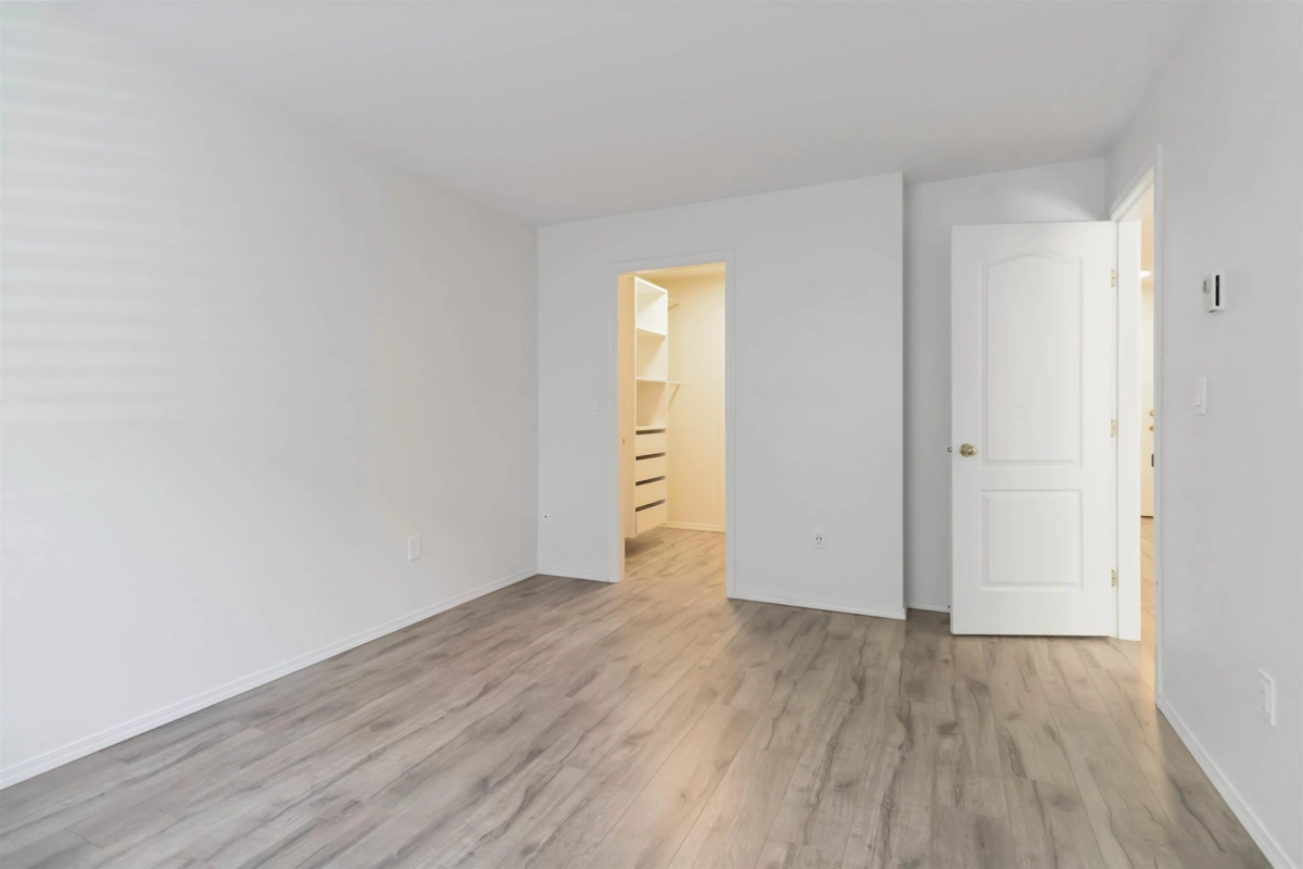 Powder Room Photo of 208 45520 Knight Road, Chilliwack, BC