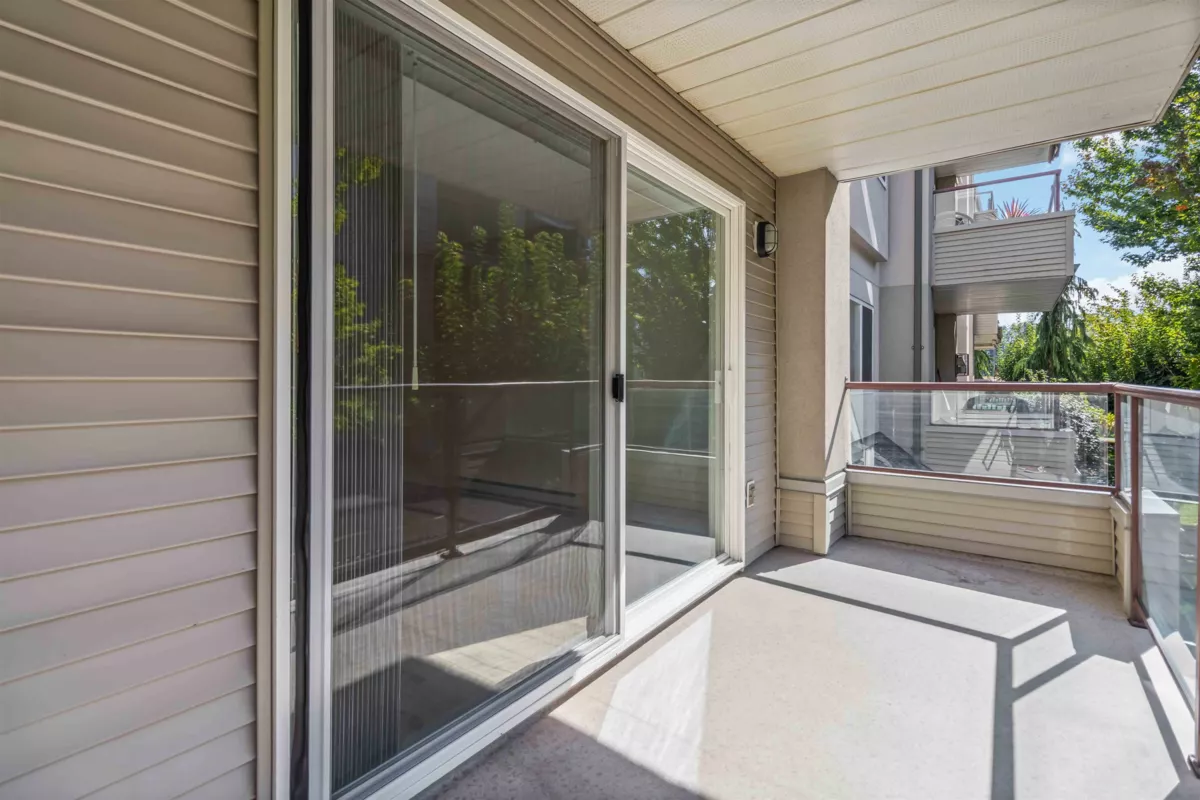 Swimming Pool Photo of 208 45520 Knight Road, Chilliwack, BC