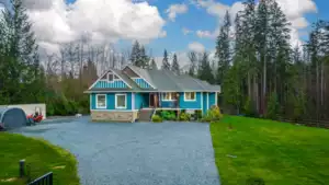27758 112 Avenue, Maple Ridge, BC