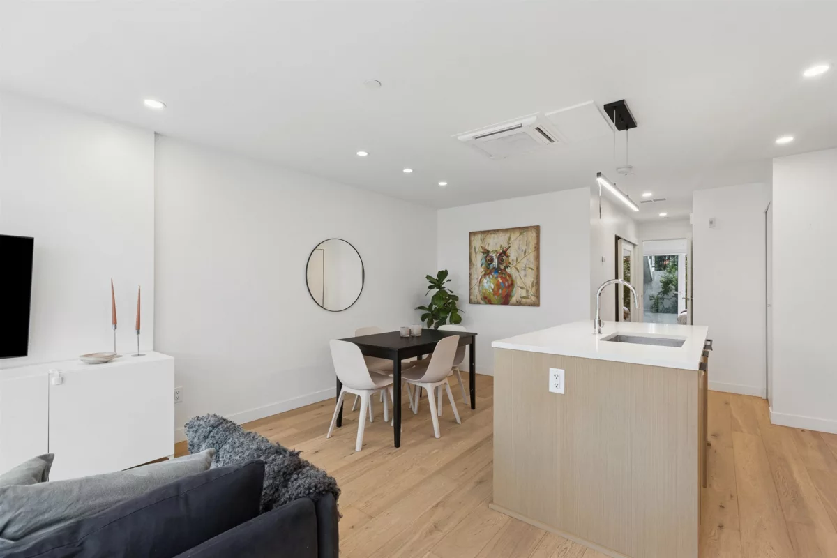 Entry Foyer Photo of 106 649 E 3rd Street, North Vancouver, BC