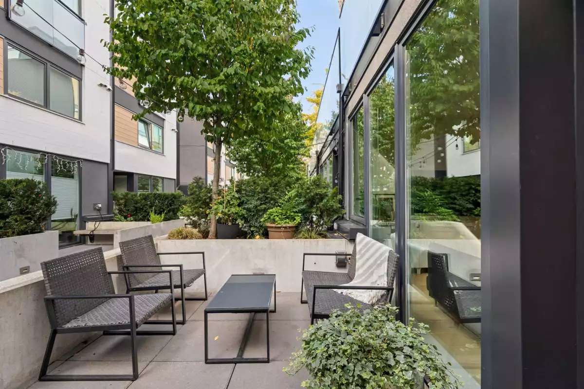 Hallway Photo of 106 649 E 3rd Street, North Vancouver, BC