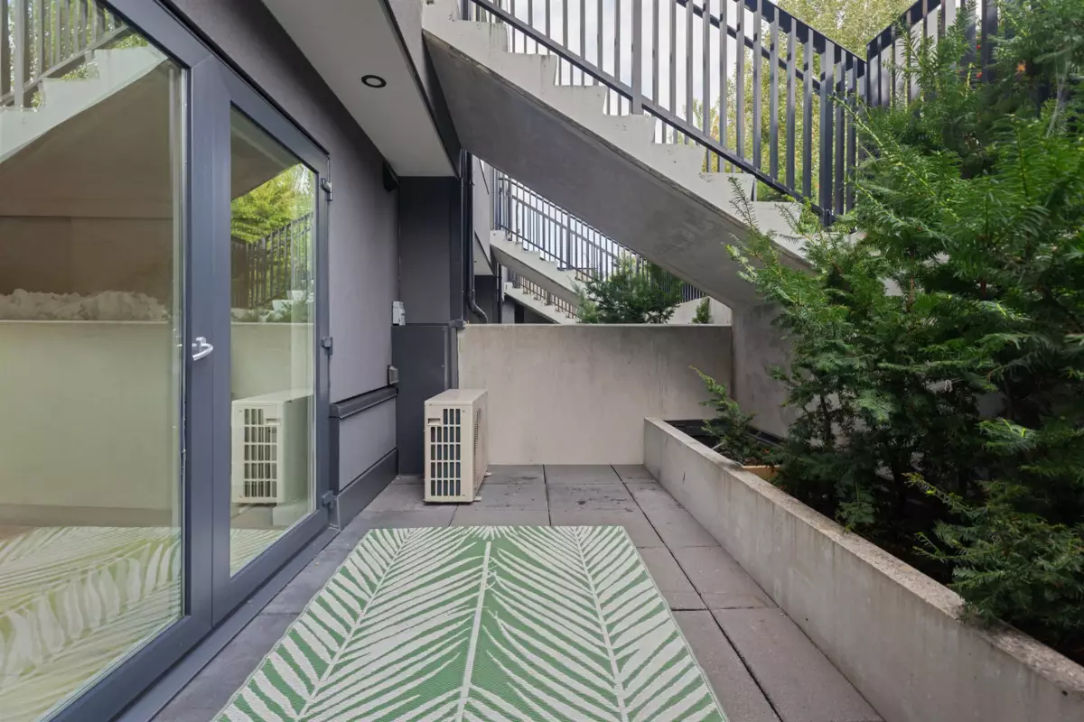 Outdoor Deck Photo of 106 649 E 3rd Street, North Vancouver, BC