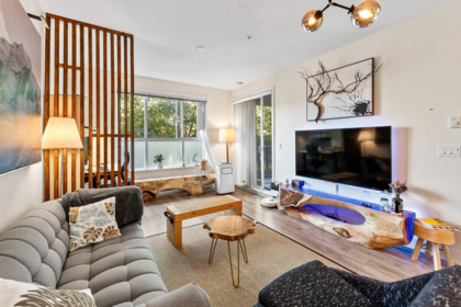 212 5788 Sidley Street, Burnaby, BC, Burnaby — Apartment/Condo for sale