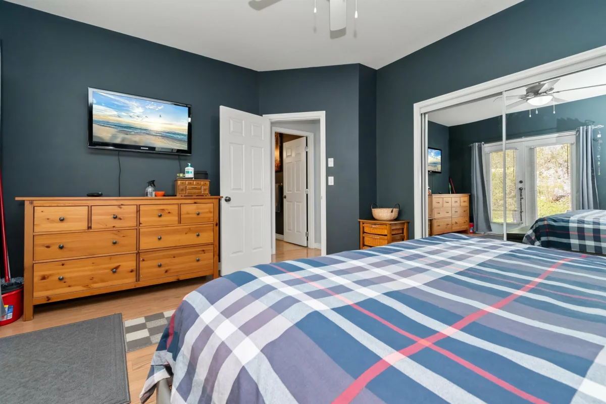 Entry Foyer Photo of 70 8590 Sunrise Drive, Chilliwack, BC