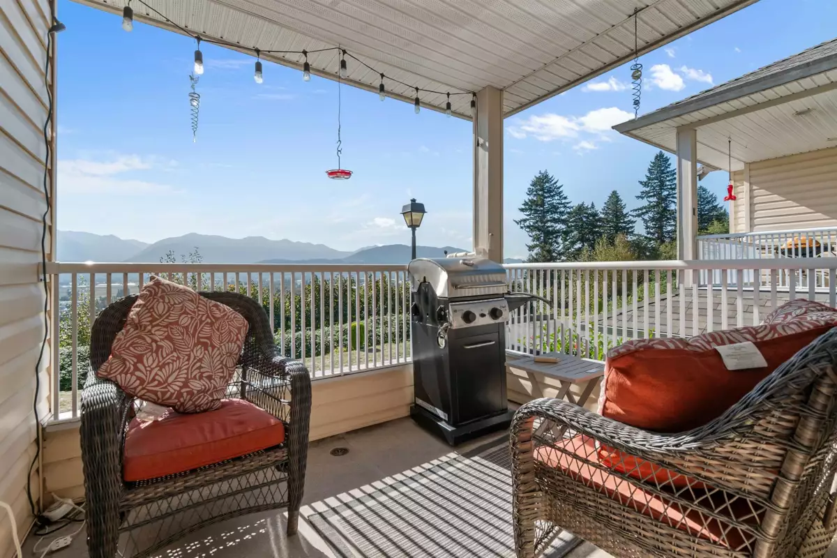 Garage Interior Photo of 70 8590 Sunrise Drive, Chilliwack, BC