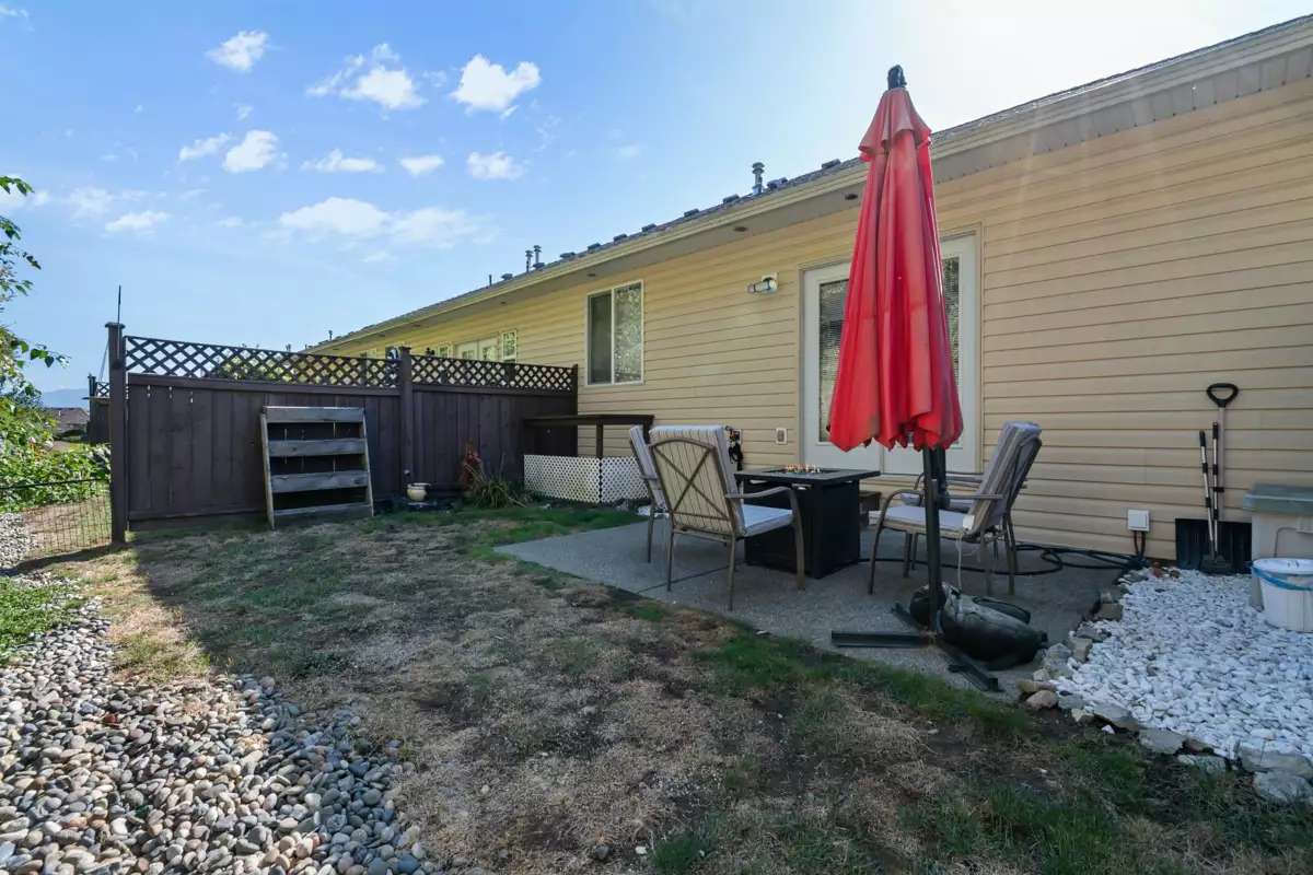 Outdoor Kitchen Photo of 70 8590 Sunrise Drive, Chilliwack, BC