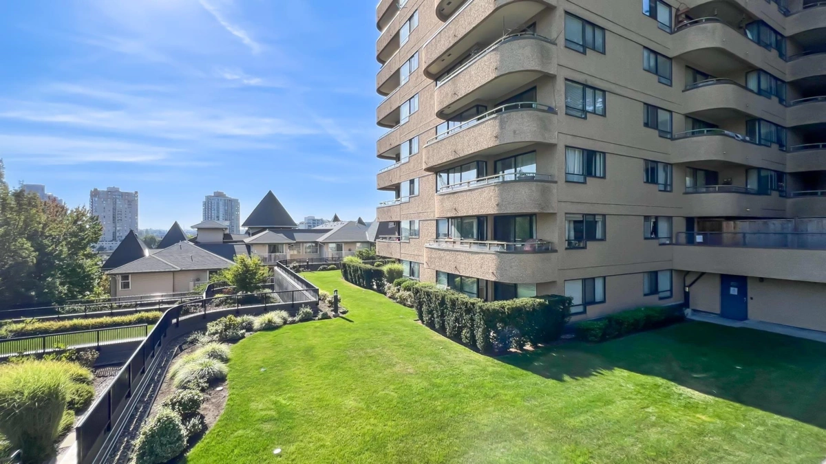 Basement Recreation Room Photo of L2 1026 Queens Avenue, New Westminster, BC