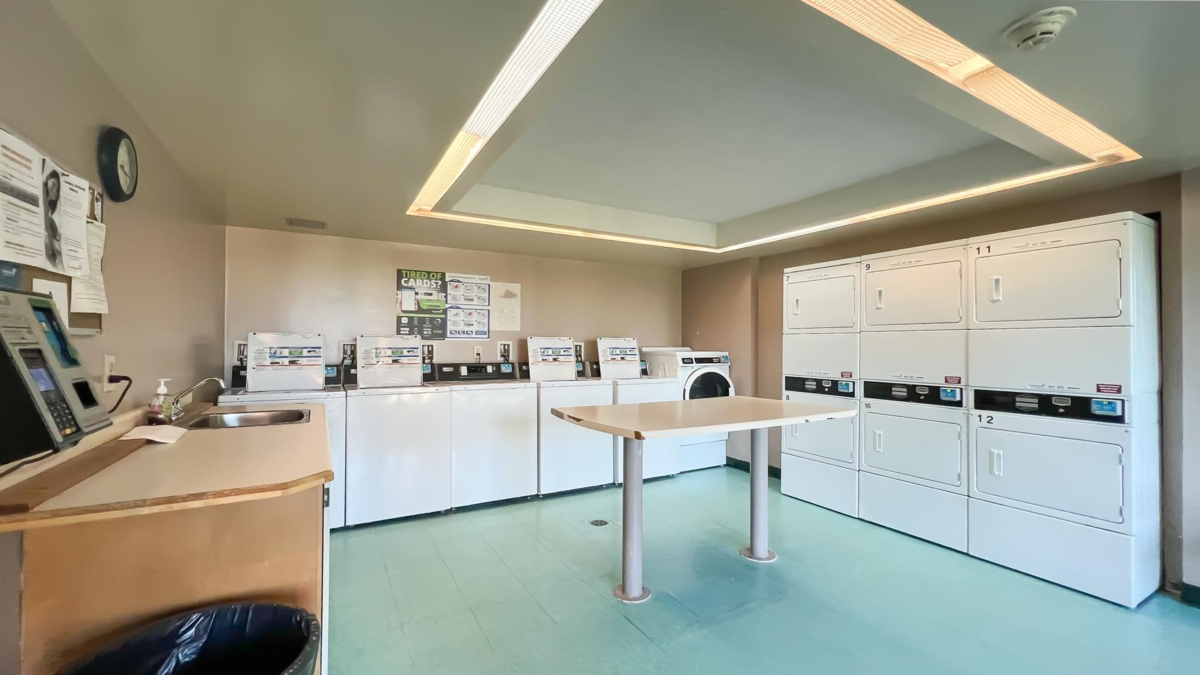 Mudroom Photo of L2 1026 Queens Avenue, New Westminster, BC