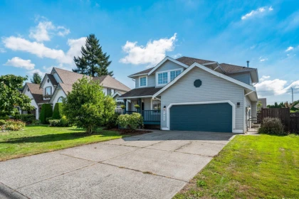 18622 64a Avenue, Surrey, BC, Surrey — Single Family Residence for sale