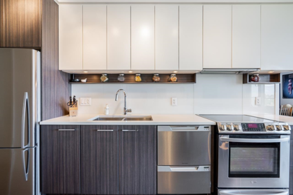511 4310 Hastings Street, Burnaby, BC, Burnaby — Apartment/Condo for sale