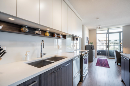 511 4310 Hastings Street, Burnaby, BC, Burnaby — Apartment/Condo for sale