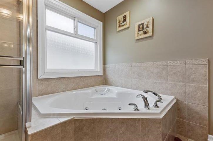Mudroom Photo of 14681 78 Avenue, Surrey, BC